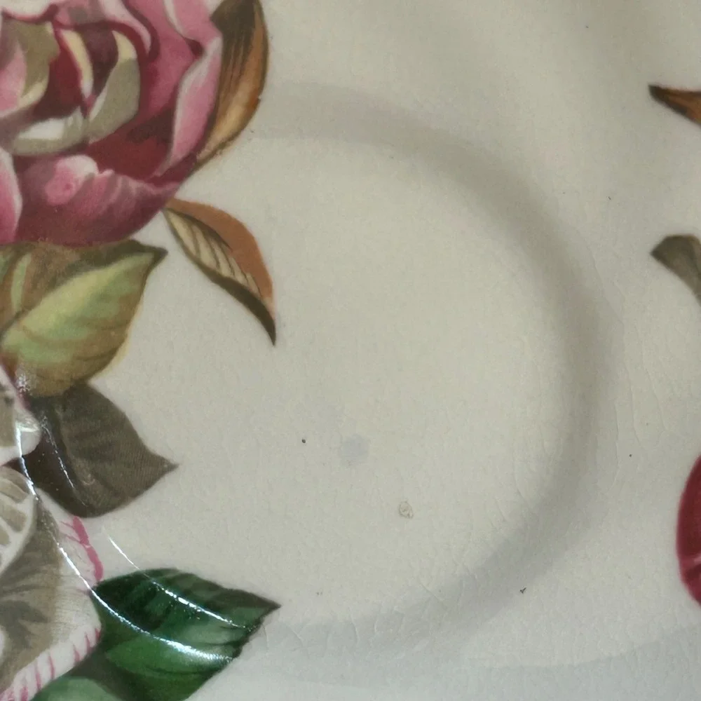 Lefton Bone China Teacup Saucer Sets Made in England Floral Gold Trim 2 Pairs
